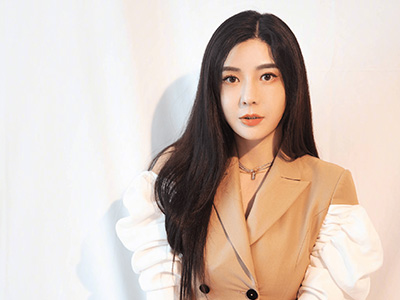 周韋彤代言費(fèi)(肖像照片代言費(fèi)用)